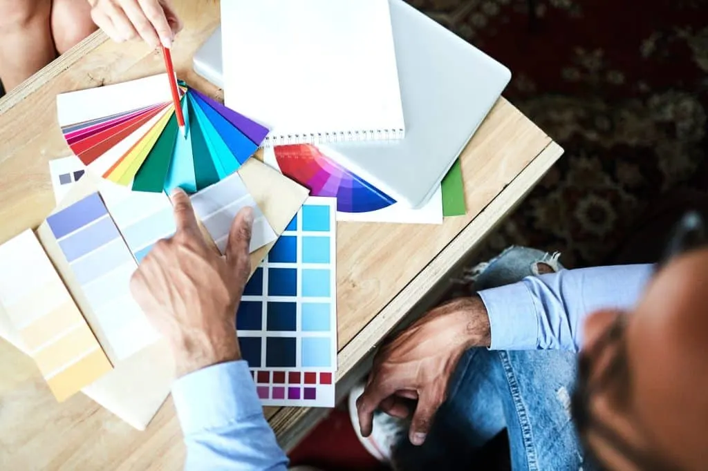 Choisir un bon associé : 4 types et caractéristiques essentiels pour entrepreneurs.