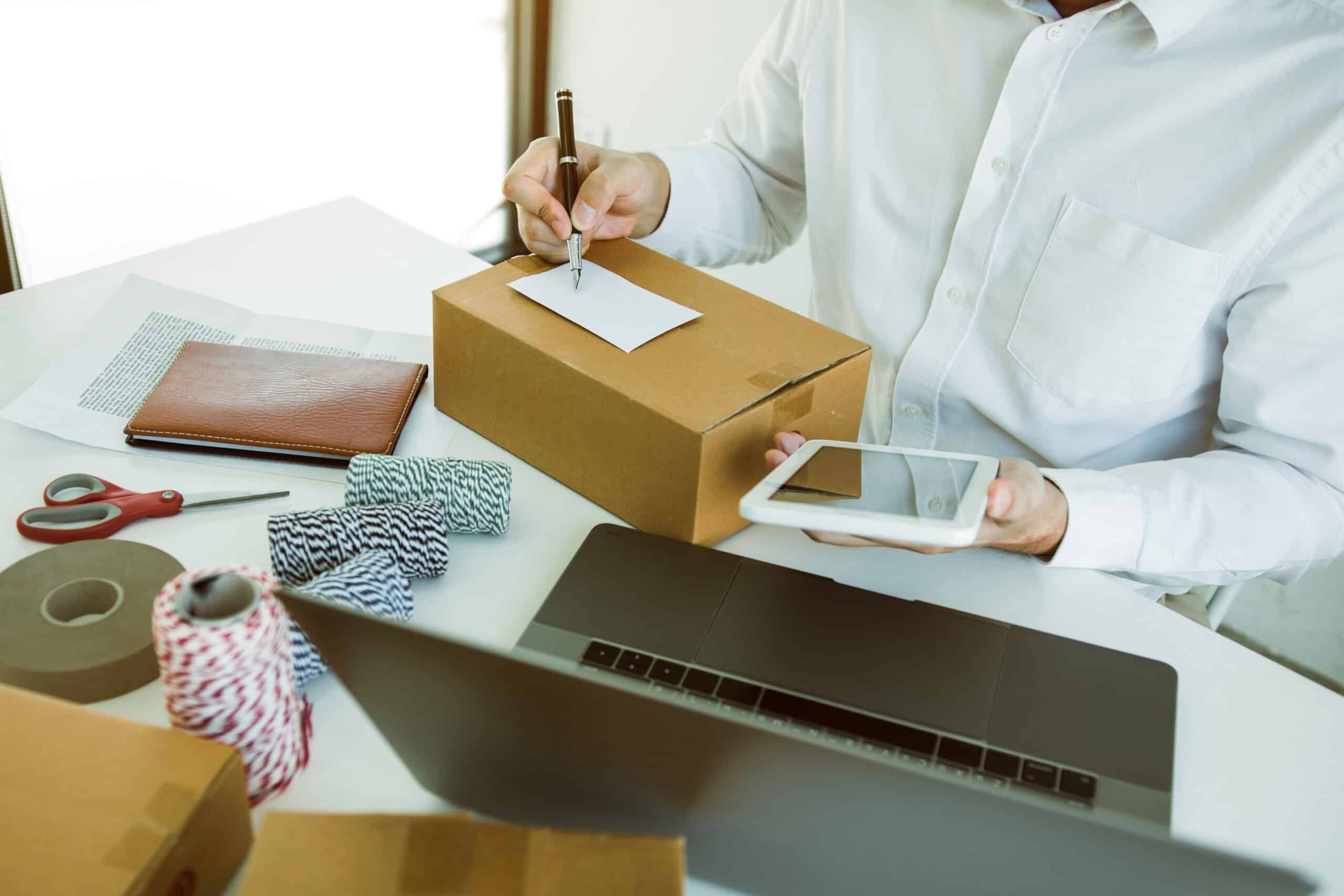 Récupérer les mails clients Amazon FBA : astuces et conseils (Waxoo.fr)
