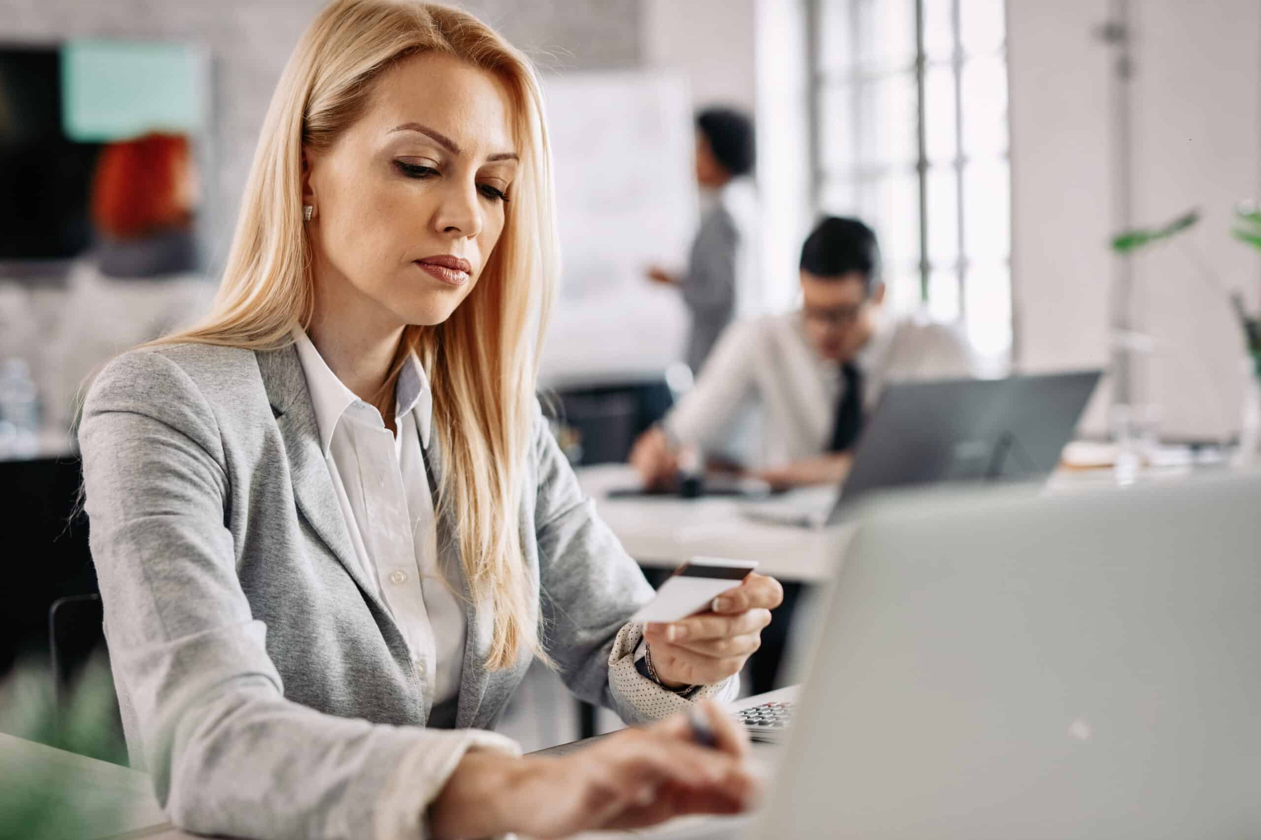 Choix des meilleurs banques pour ouvrir un compte professionnel pour les MEI : découvrez leurs offres (100 caractères)