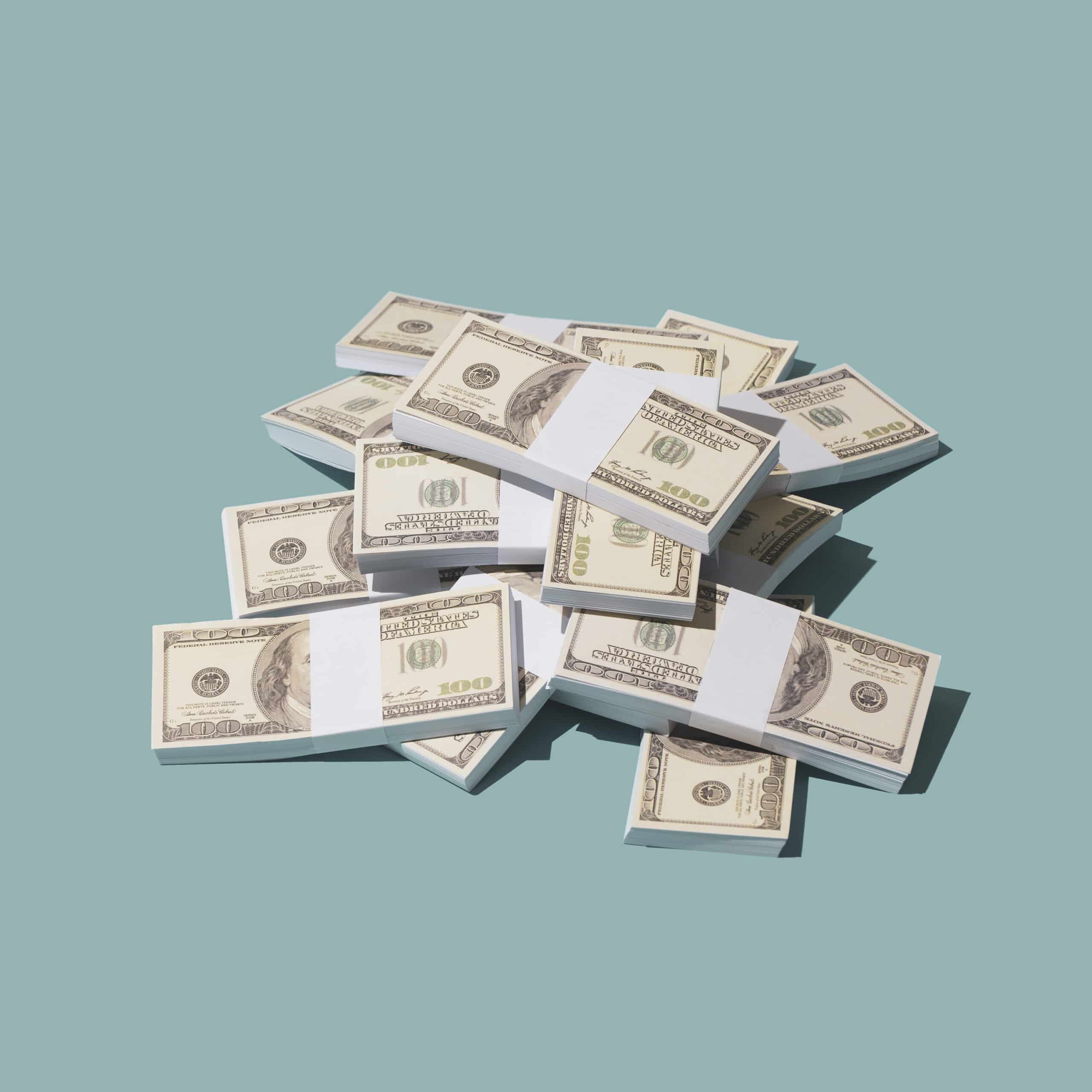 “Pourquoi l’euro perd de la valeur face au dollar” – Analyse économique récente.